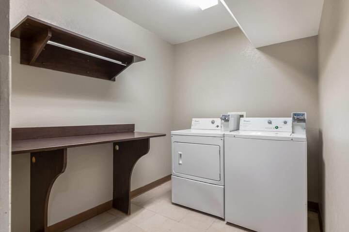 Room 41 of 51