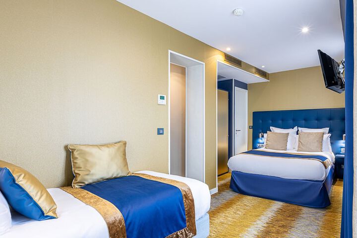 Room 5 of 31