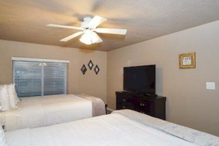 Room 66 of 150
