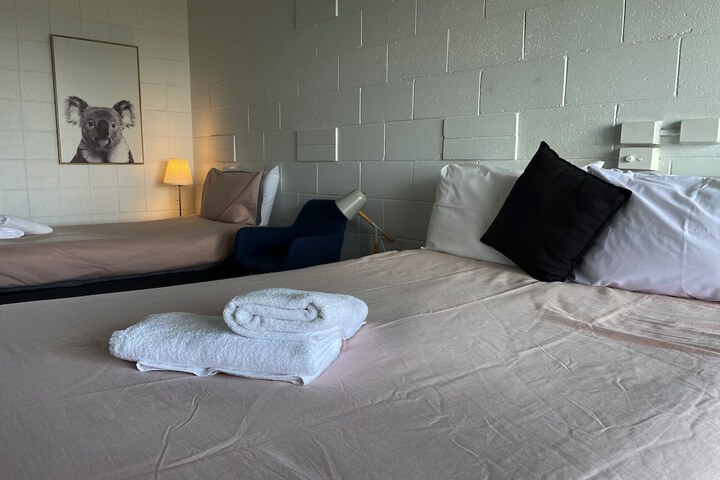 Room 19 of 62