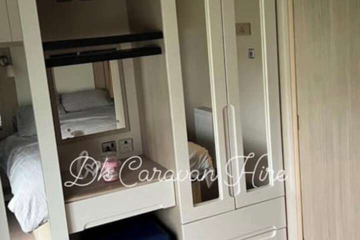 Room 3 of 15