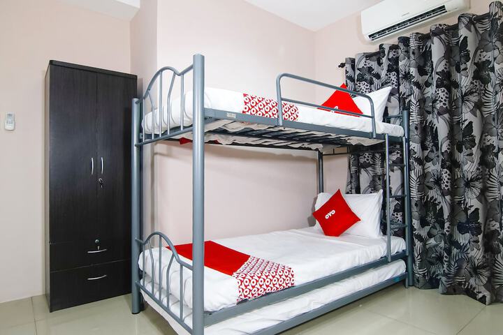 Room 10 of 27