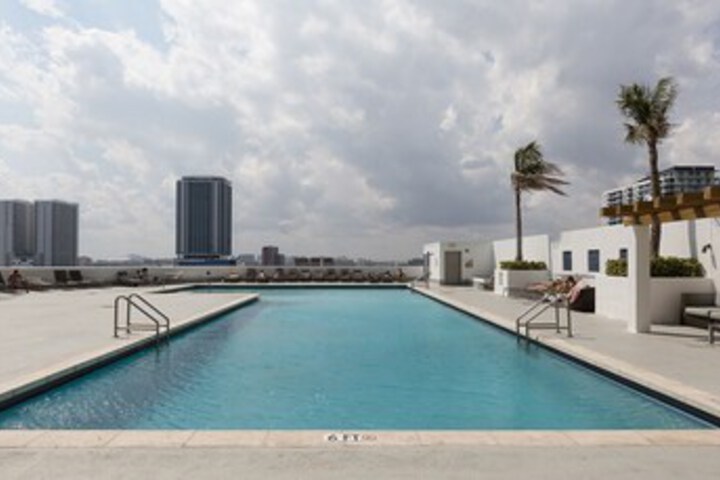 Pool 116 of 263