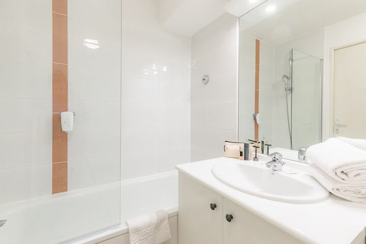 Bath Interior