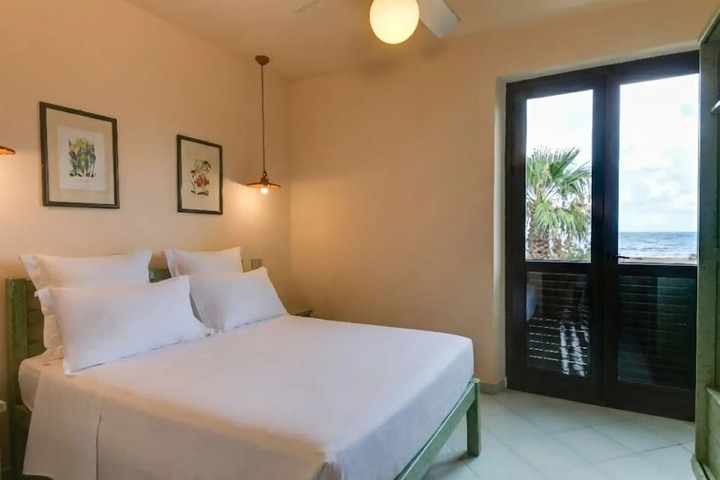 Room 42 of 135