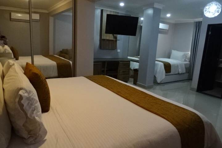 Room 8 of 30
