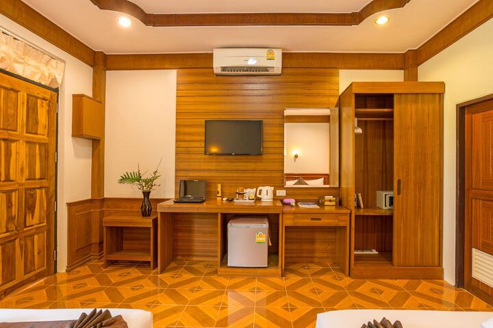 Room 29 of 161