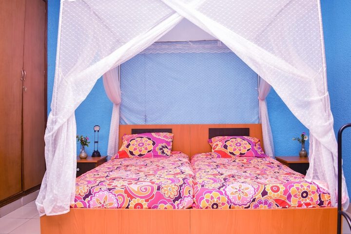 Room 6 of 21