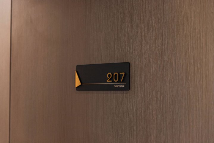 Room 40 of 171