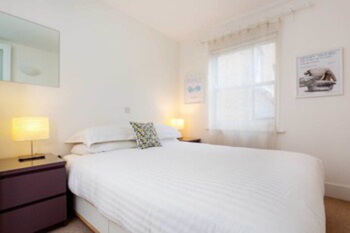 Room 14 of 20