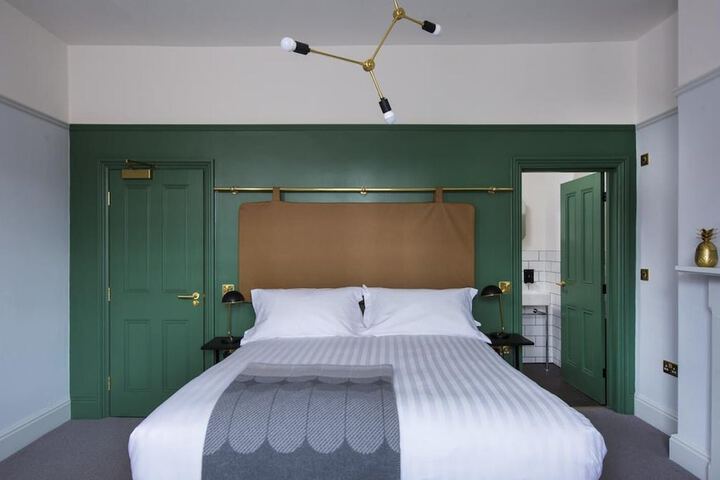 Room 7 of 26