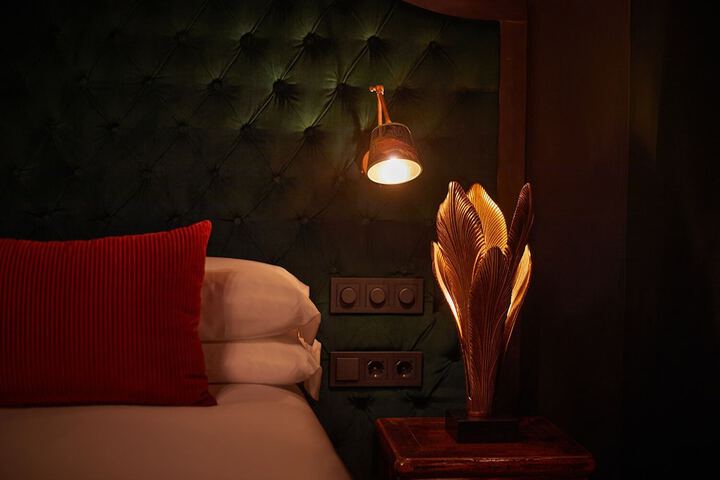 Room 92 of 397