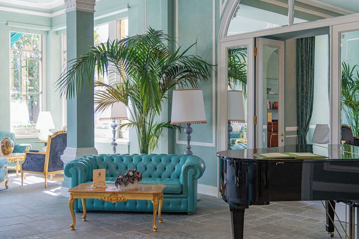 Lobby Photos