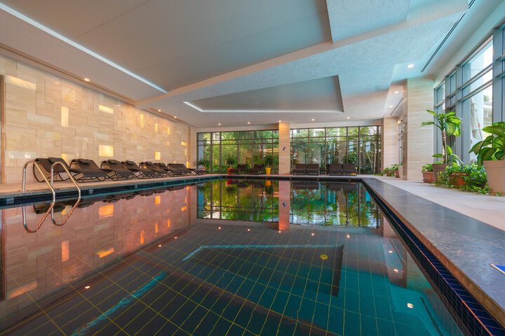 Pool 59 of 303