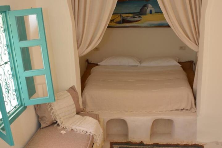 Room 18 of 62