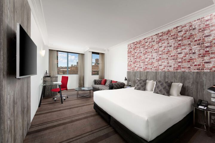 Room 7 of 39