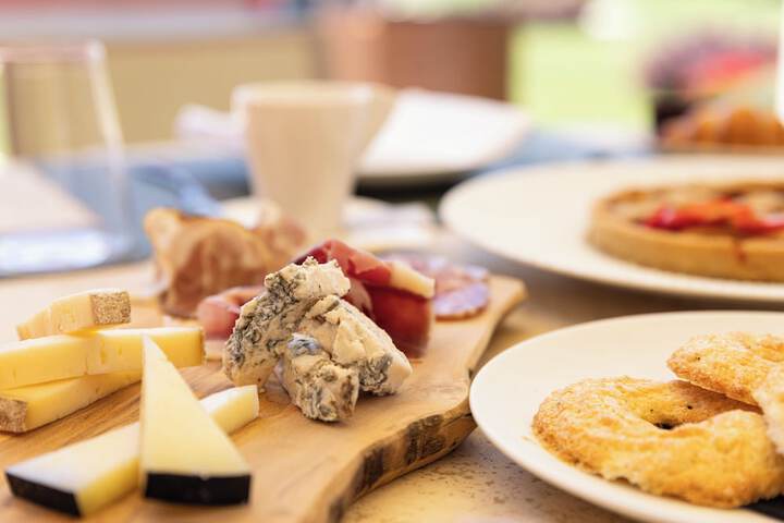 Breakfast/Coffee Service 113 of 148