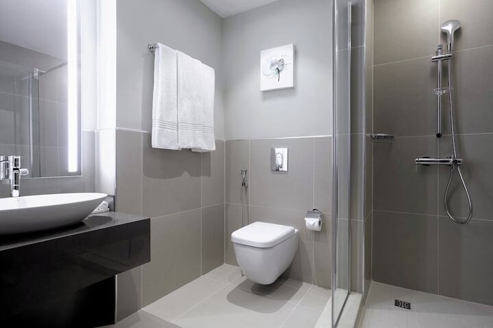 Room 15 of 26