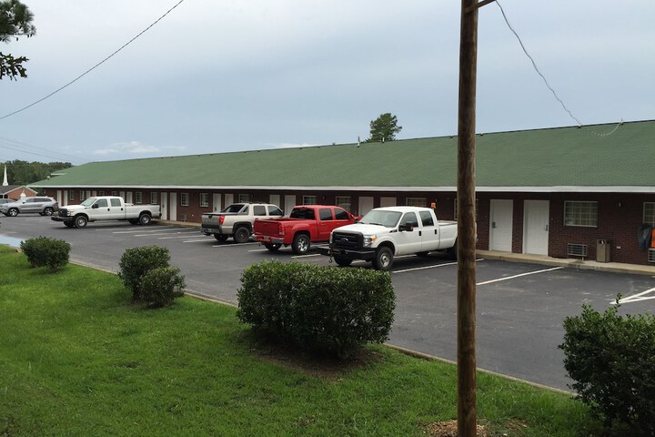 Property Grounds 24 of 30