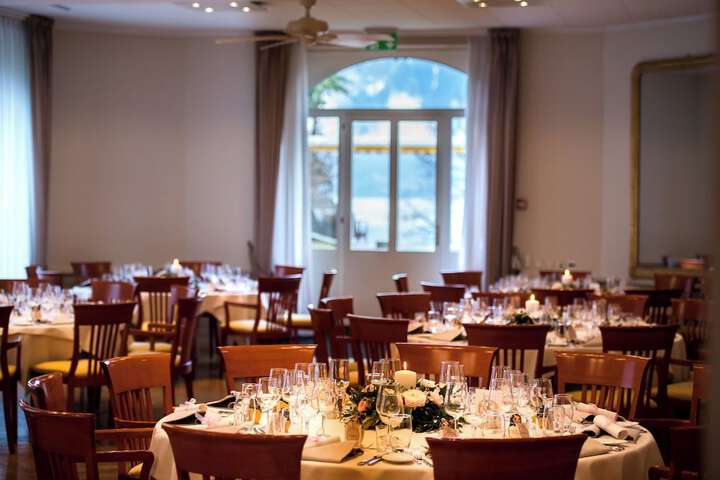 Ballroom/Hall 89 of 124