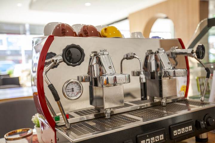 Breakfast/Coffee Service 110 of 113