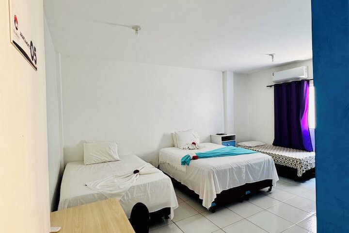 Room 13 of 35