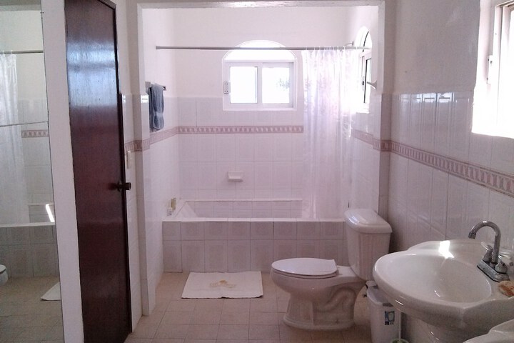Room 28 of 67