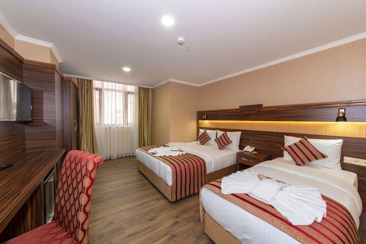 Room 15 of 46