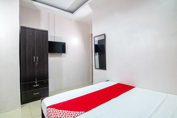 Room 18 of 27