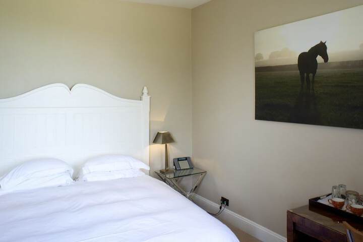 Room 12 of 36