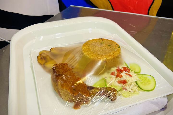Dining 36 of 50