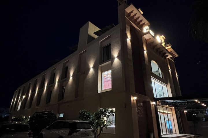 Hotel 41 of 42