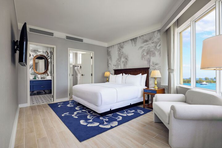 Room 18 of 119
