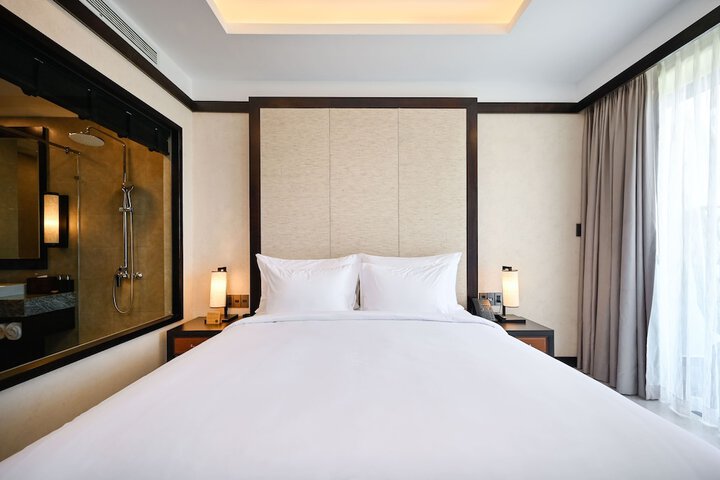 Room 21 of 138