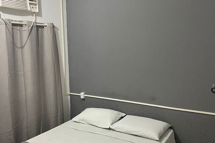 Room 6 of 35