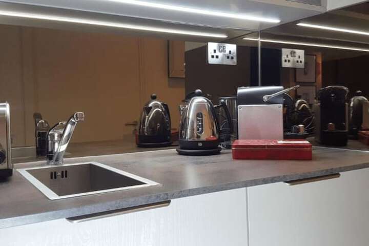 Breakfast/Coffee Service 28 of 82