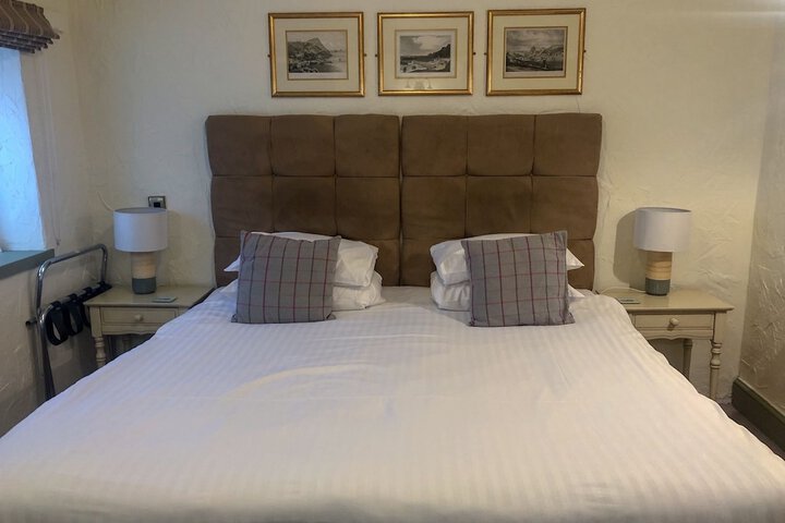 Room 16 of 46
