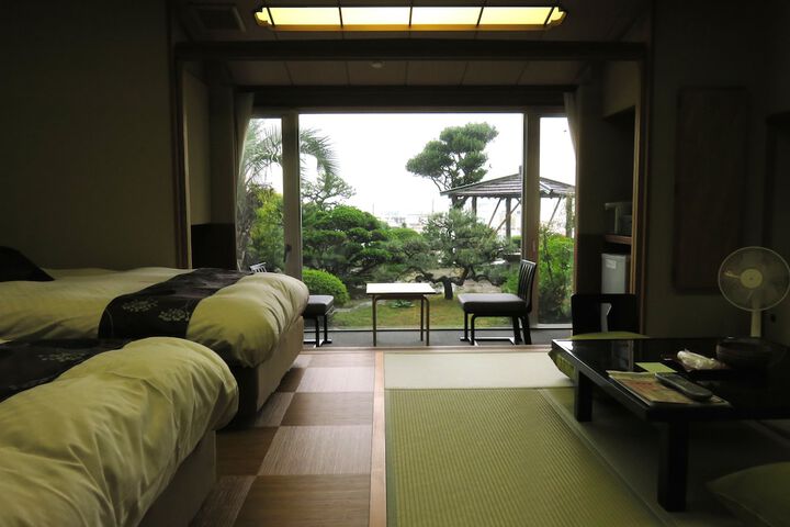 Room 38 of 131