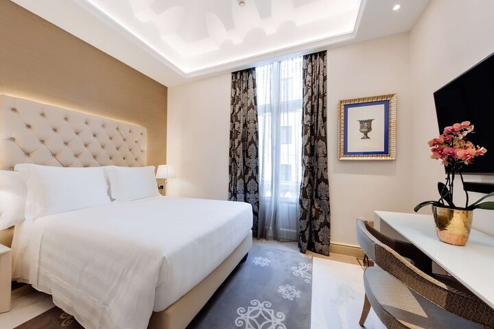 Room 54 of 168