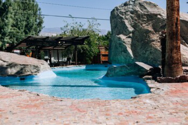 Pool 60 of 117