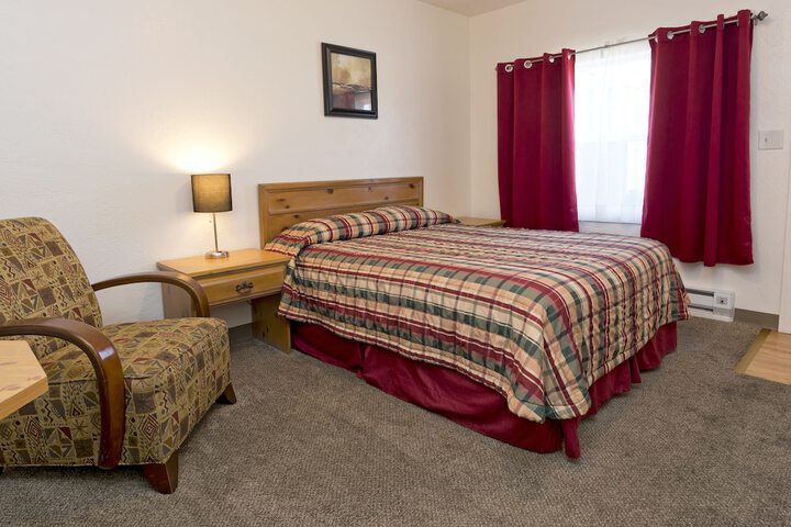 Room 8 of 51