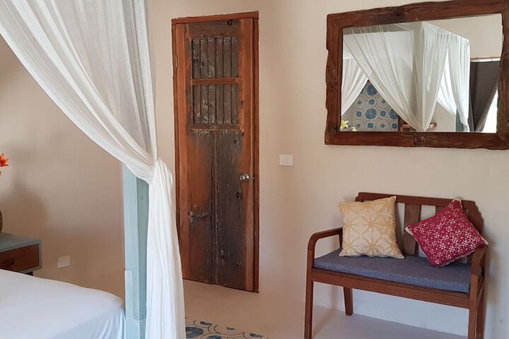 Room 13 of 49