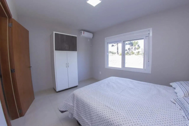 Room 2 of 11