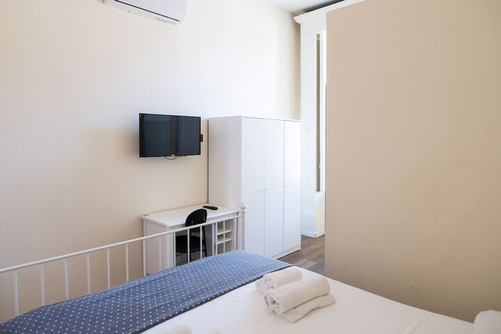 Room 46 of 159