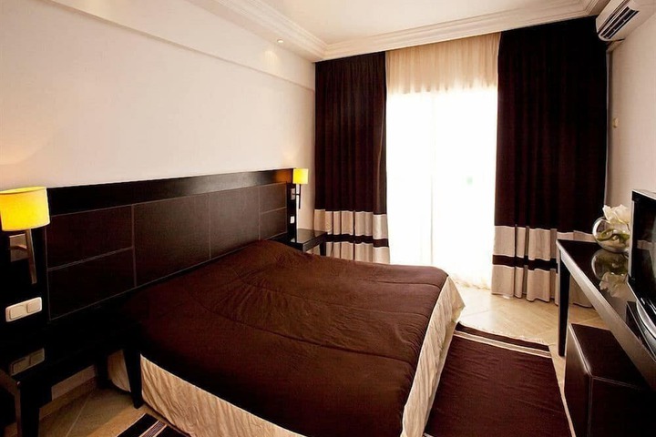 Hotel 19 of 21