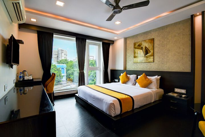 Room 34 of 117