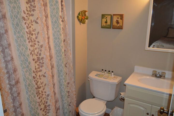 Room 9 of 22