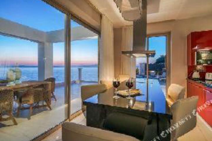 Tambouros Boutique Villas