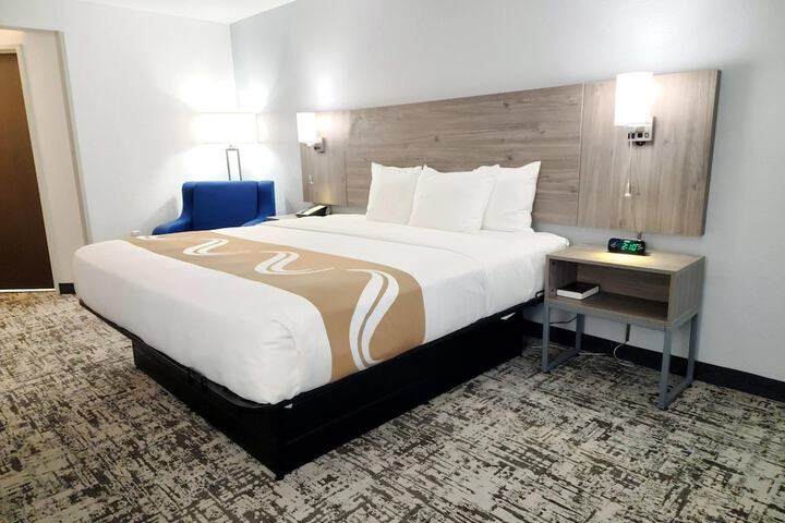 Room 21 of 60