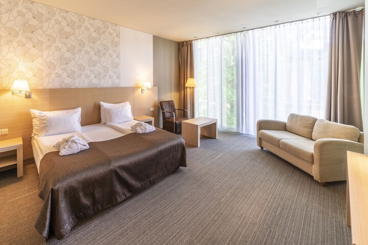 Room 21 of 52
